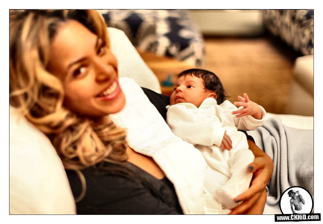 Beyonce Knowles-Carter with daughter Blue Ivy Carter