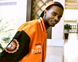 @CKHiD Sneak Peaks Do The Hustle #Rap Music Video